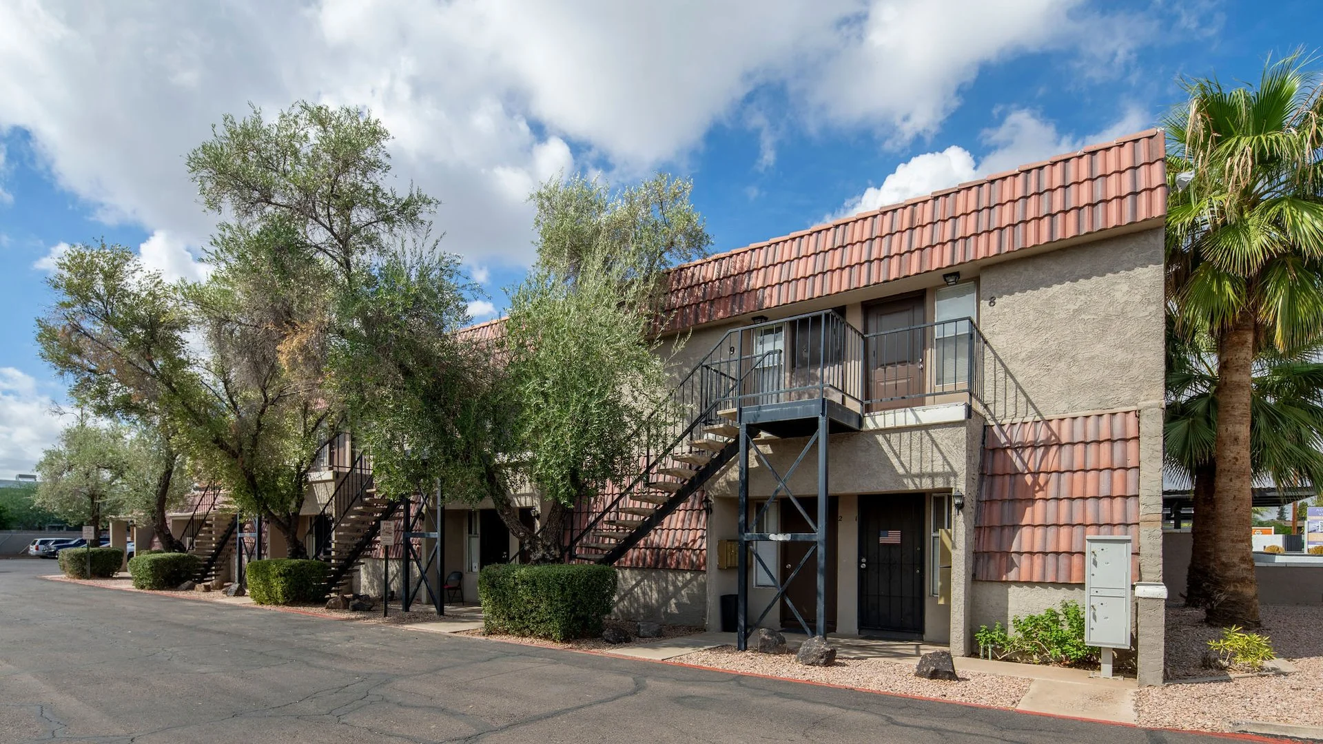 Denton West — Sale in Phoenix, AZ, photo 1 of 5