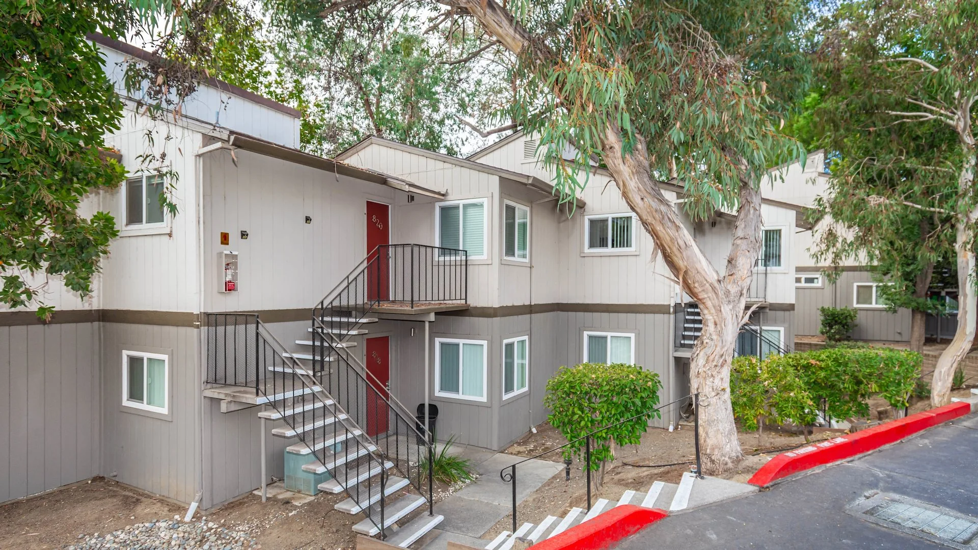 Lynwood Knolls — Sale in Vacaville, CA, photo 1 of 2