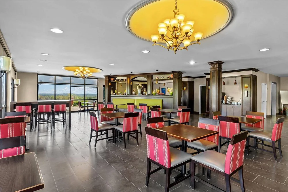 Comfort Suites Edinboro — Sale in Edinboro, PA, photo 2 of 2