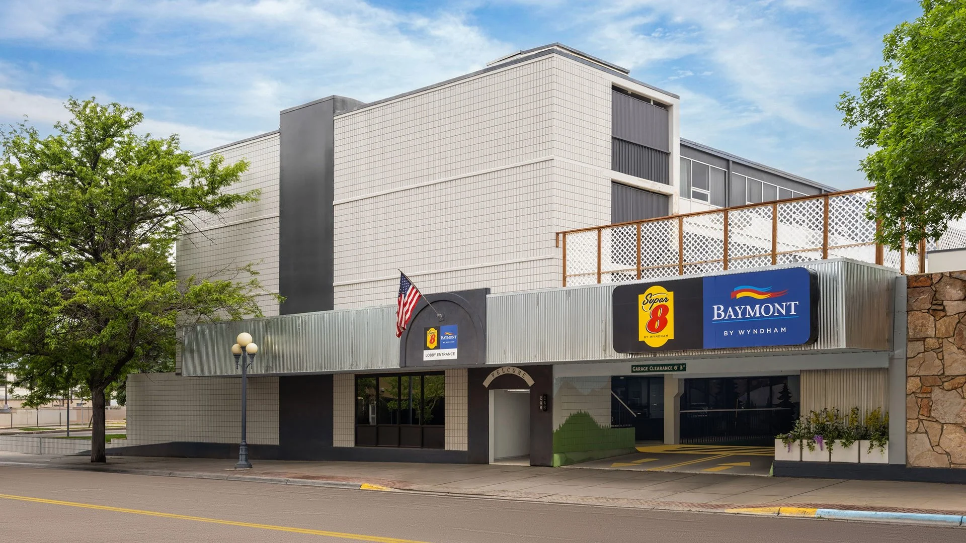 Baymont & Super 8 Great Falls City Center — Sale in Great Falls, MT, photo 1 of 7