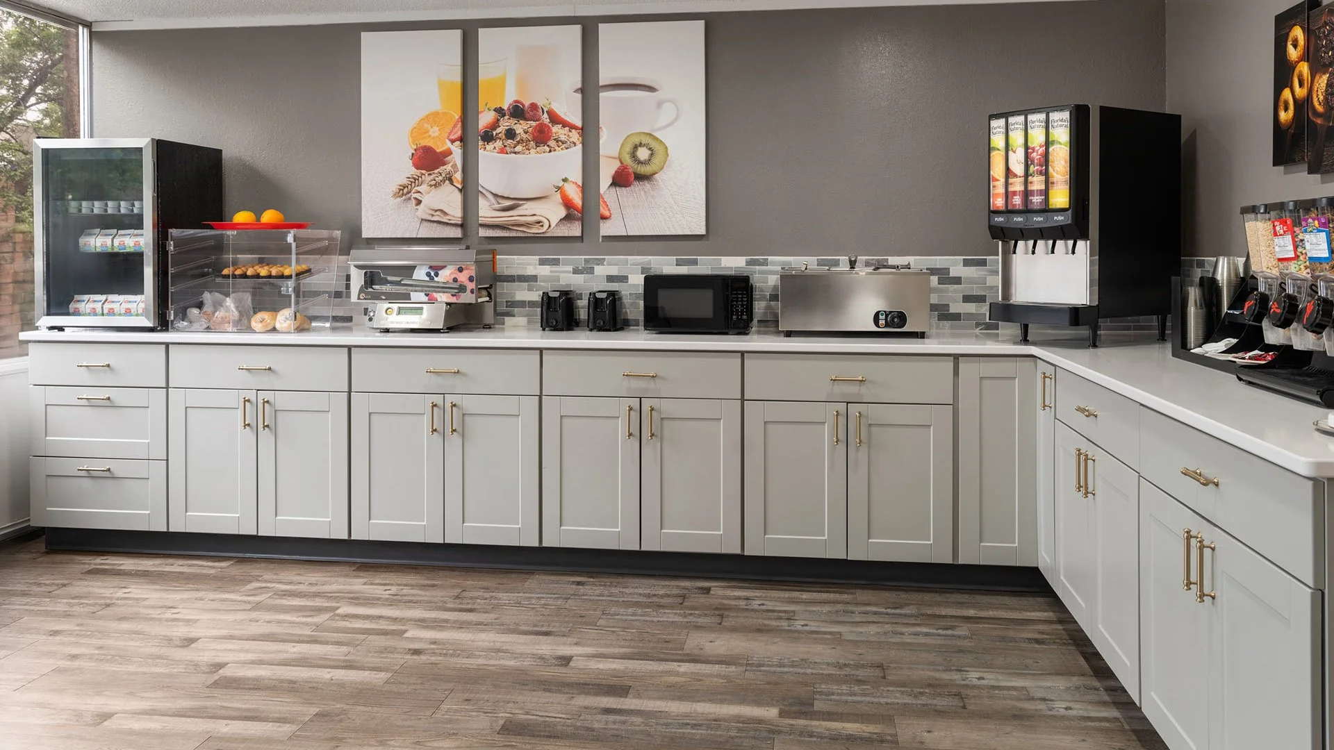 Baymont & Super 8 Great Falls City Center — Sale in Great Falls, MT, photo 2 of 7