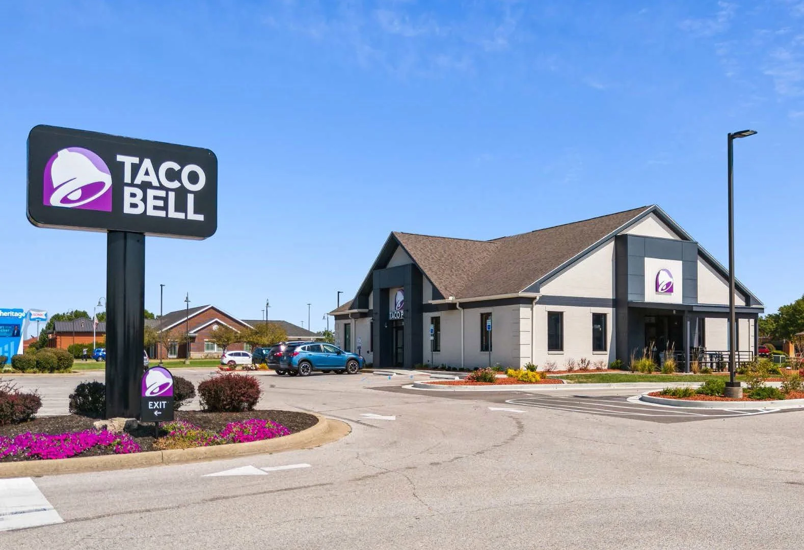 Taco Bell | New 15-Year NNN Ground Lease — Sale in Evansville, IN, photo 1 of 4