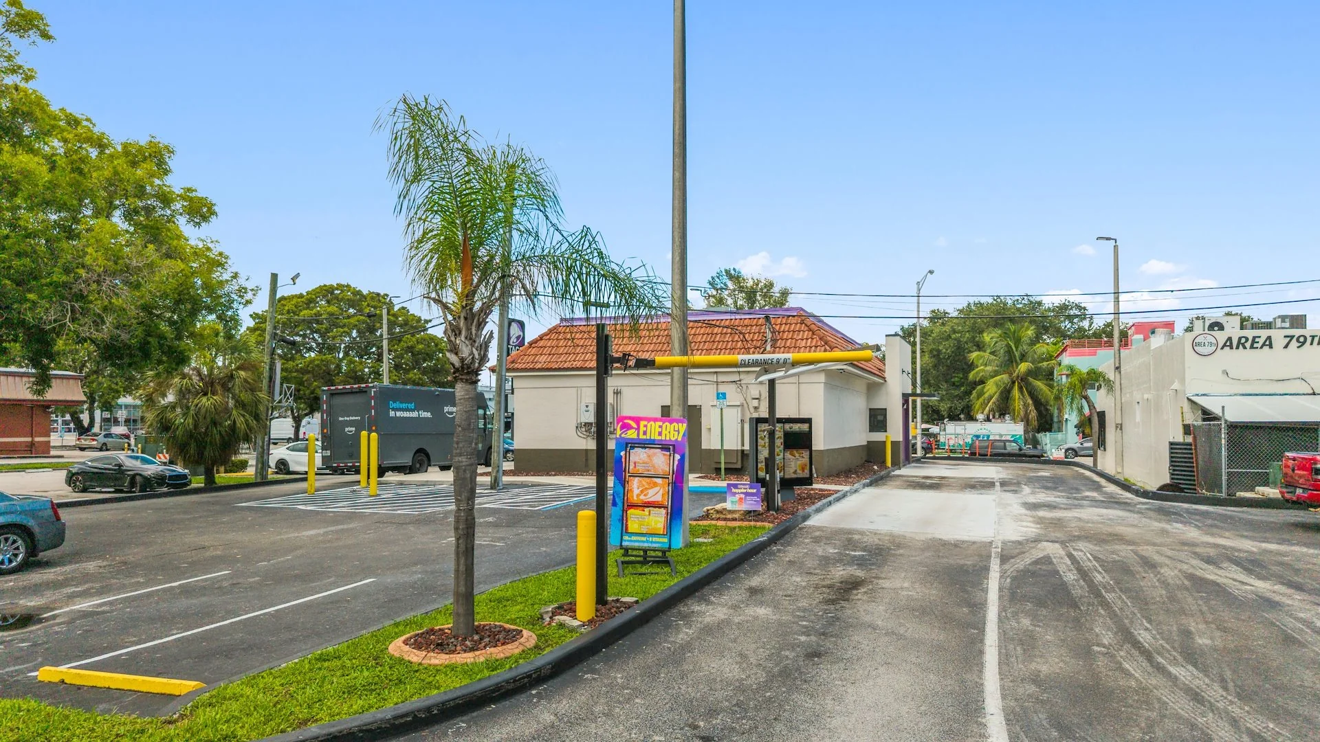 Taco Bell — Sale in Miami, FL, photo 4 of 5
