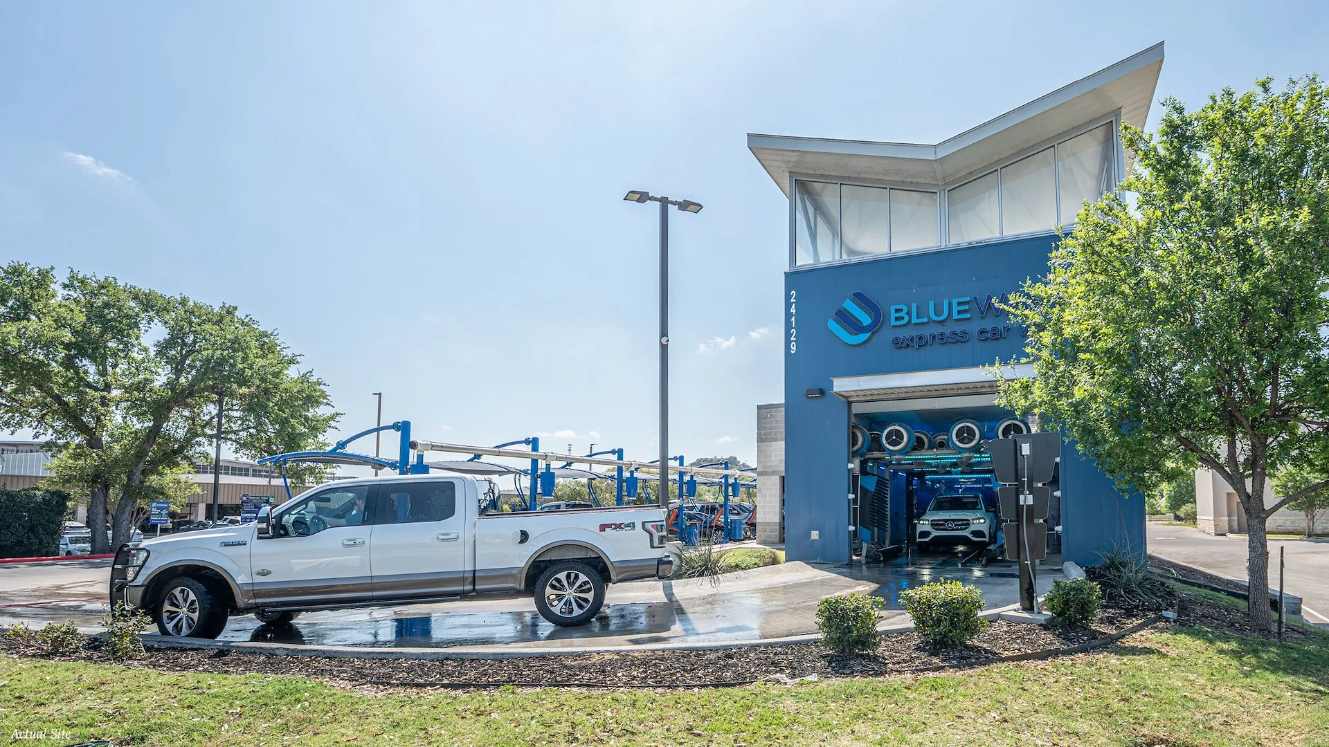 BlueWave Express Wash - #1 Texas Operator | 20Yr Abs.… — Sale in San Antonio, TX, photo 5 of 8