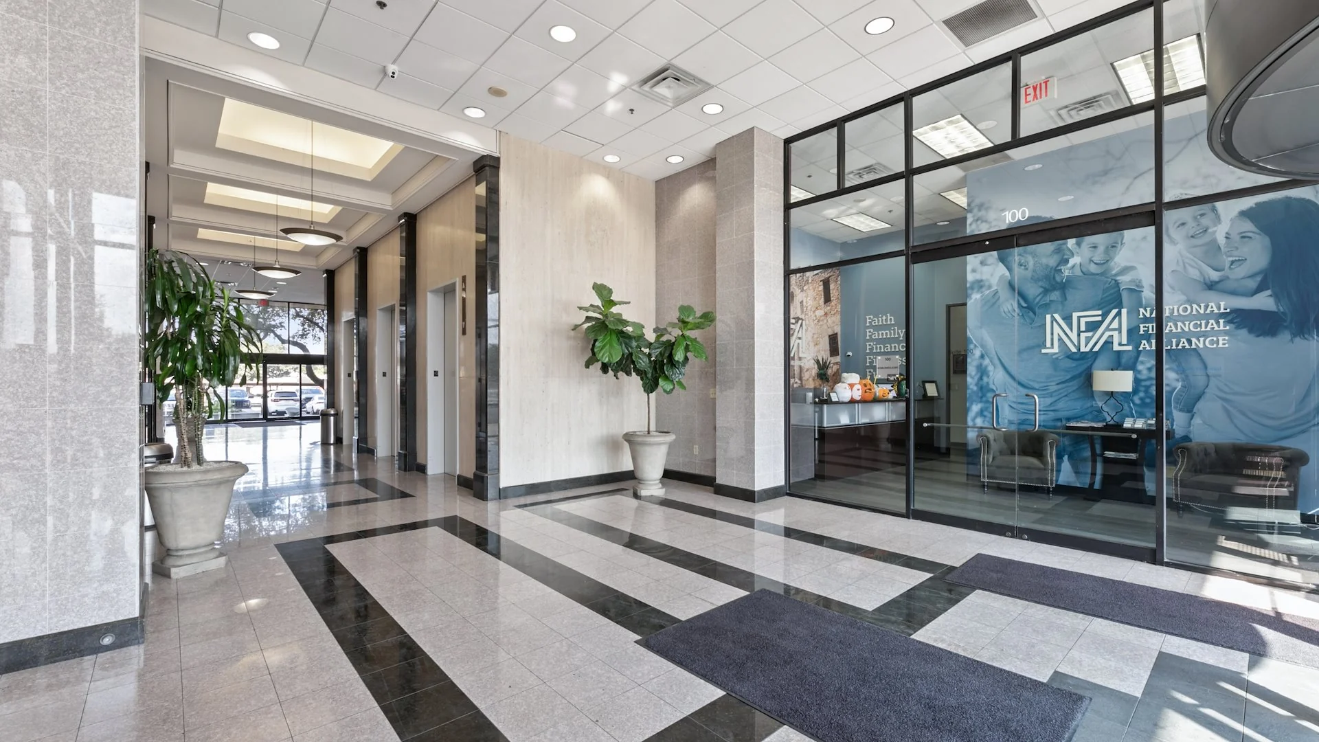 Auction - REO Texas 185K SF Value-Add Office | Alamo… — Sale in San Antonio, TX, photo 2 of 4