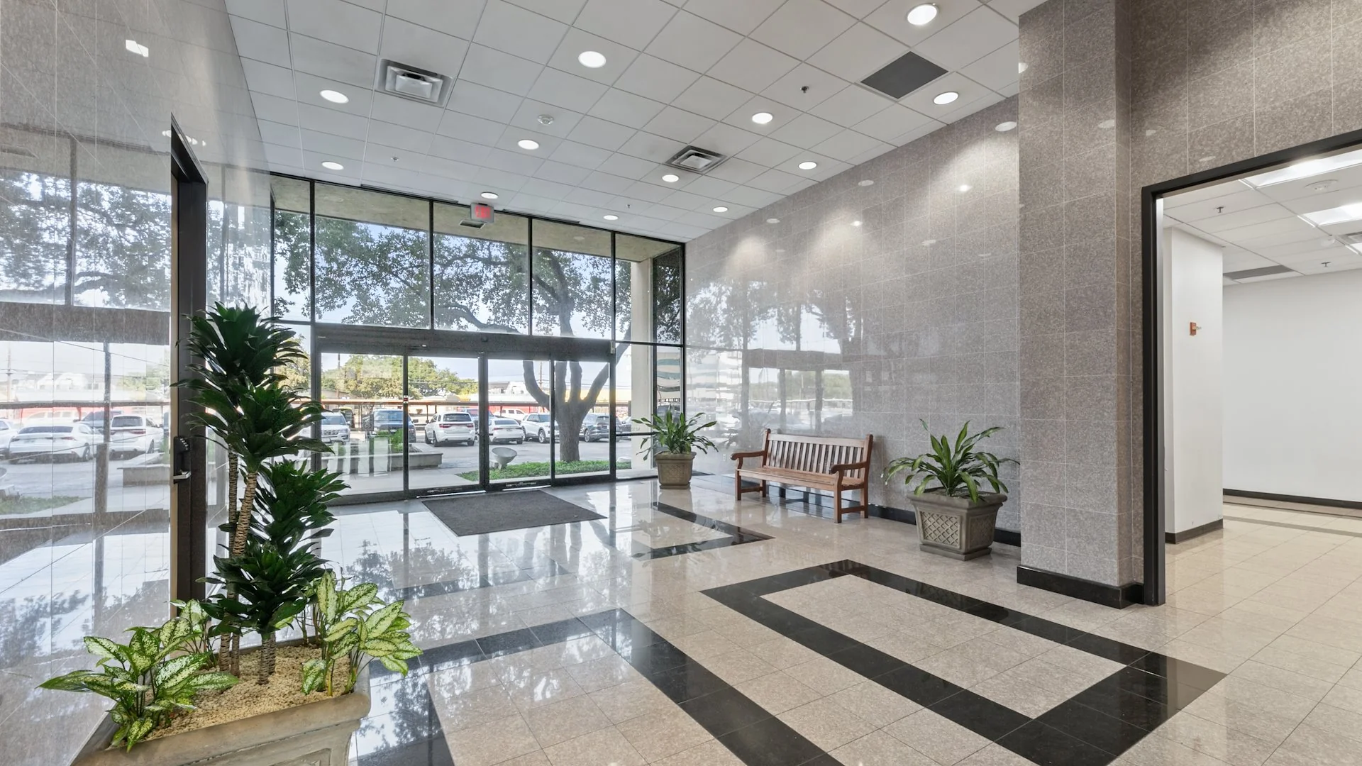 Auction - REO Texas 185K SF Value-Add Office | Alamo… — Sale in San Antonio, TX, photo 4 of 4