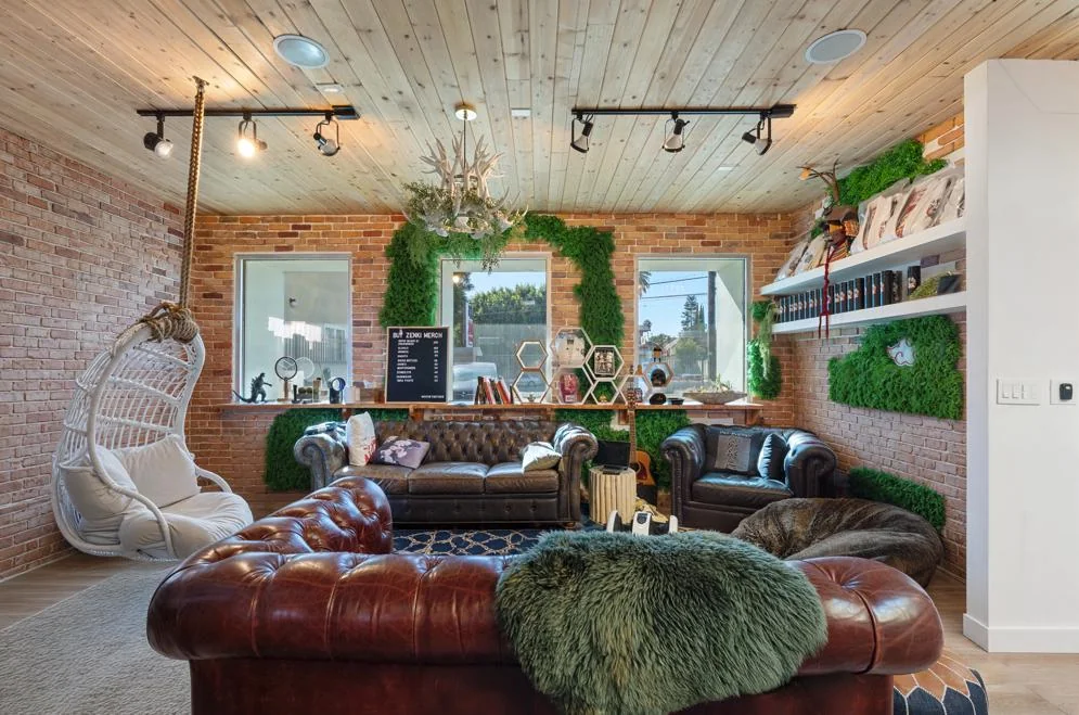 1714 Hillhurst Ave — Sale in Los Angeles, CA, photo 8 of 8