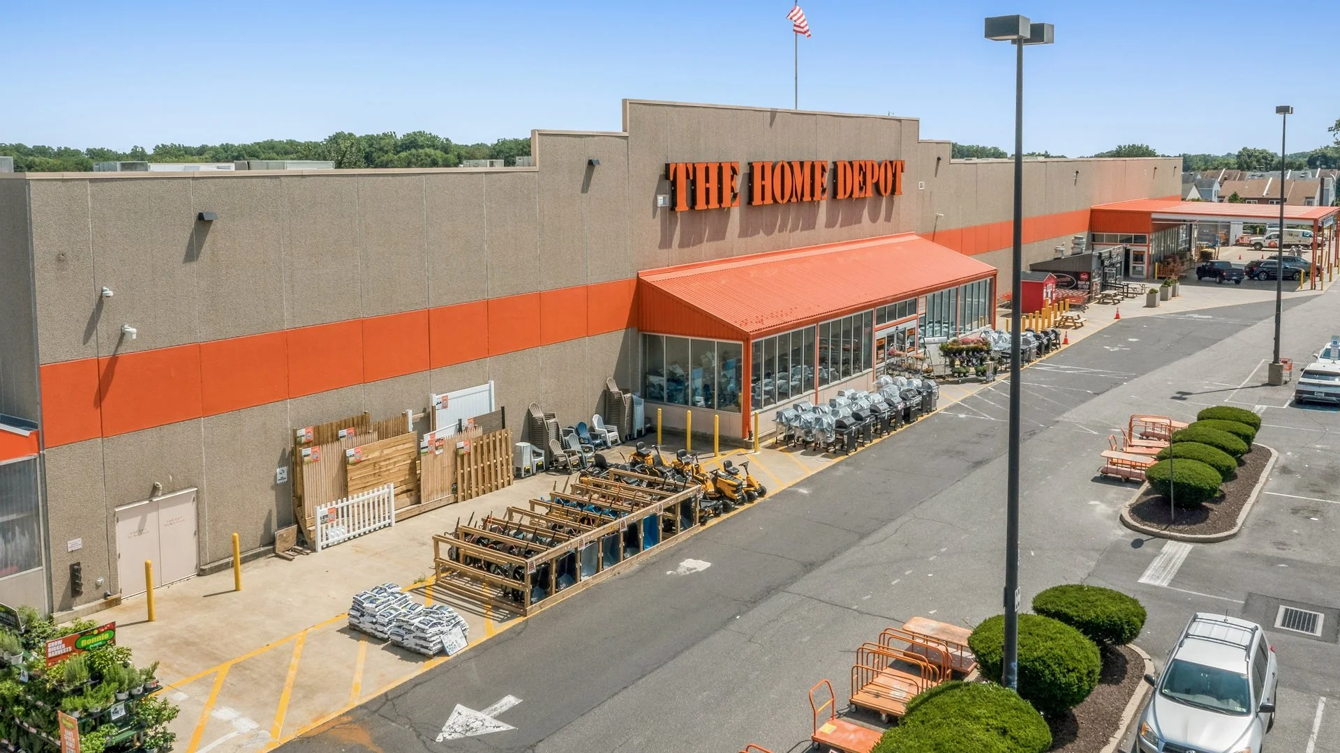 Posel Management Retail Portfolio — Sale in Philadelphia, PA, photo 1 of 5