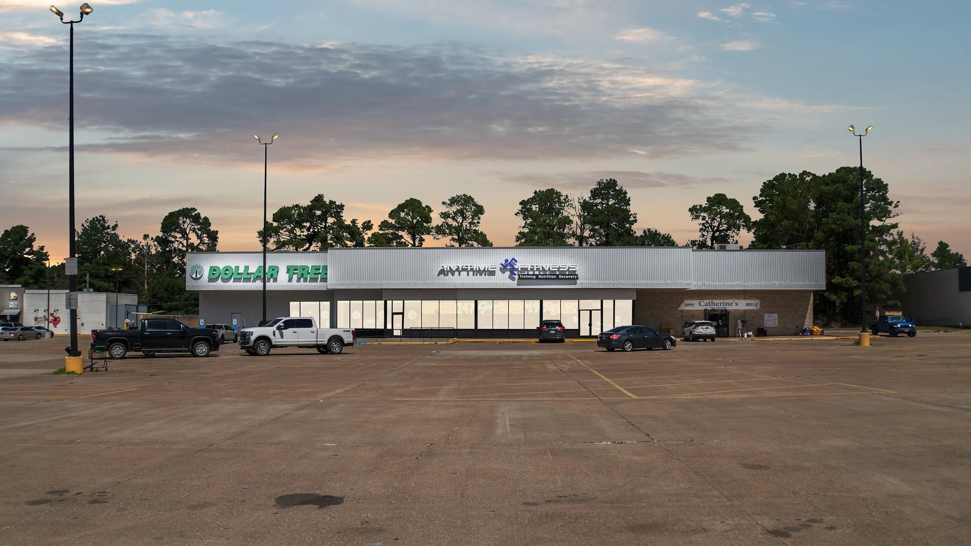 Dollar Tree Center — Sale in Center, TX, photo 1 of 5