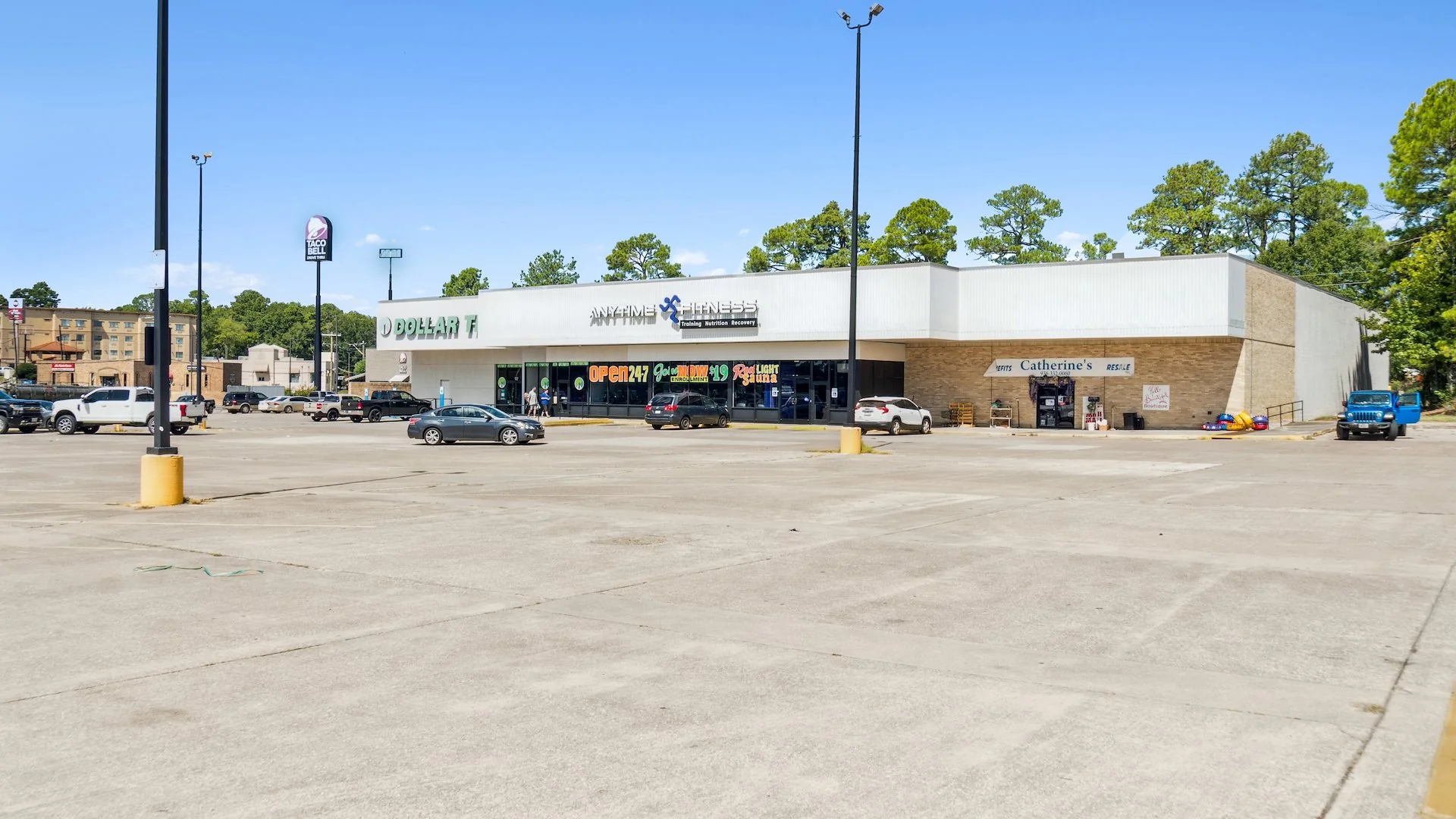 Dollar Tree Center — Sale in Center, TX, photo 2 of 5
