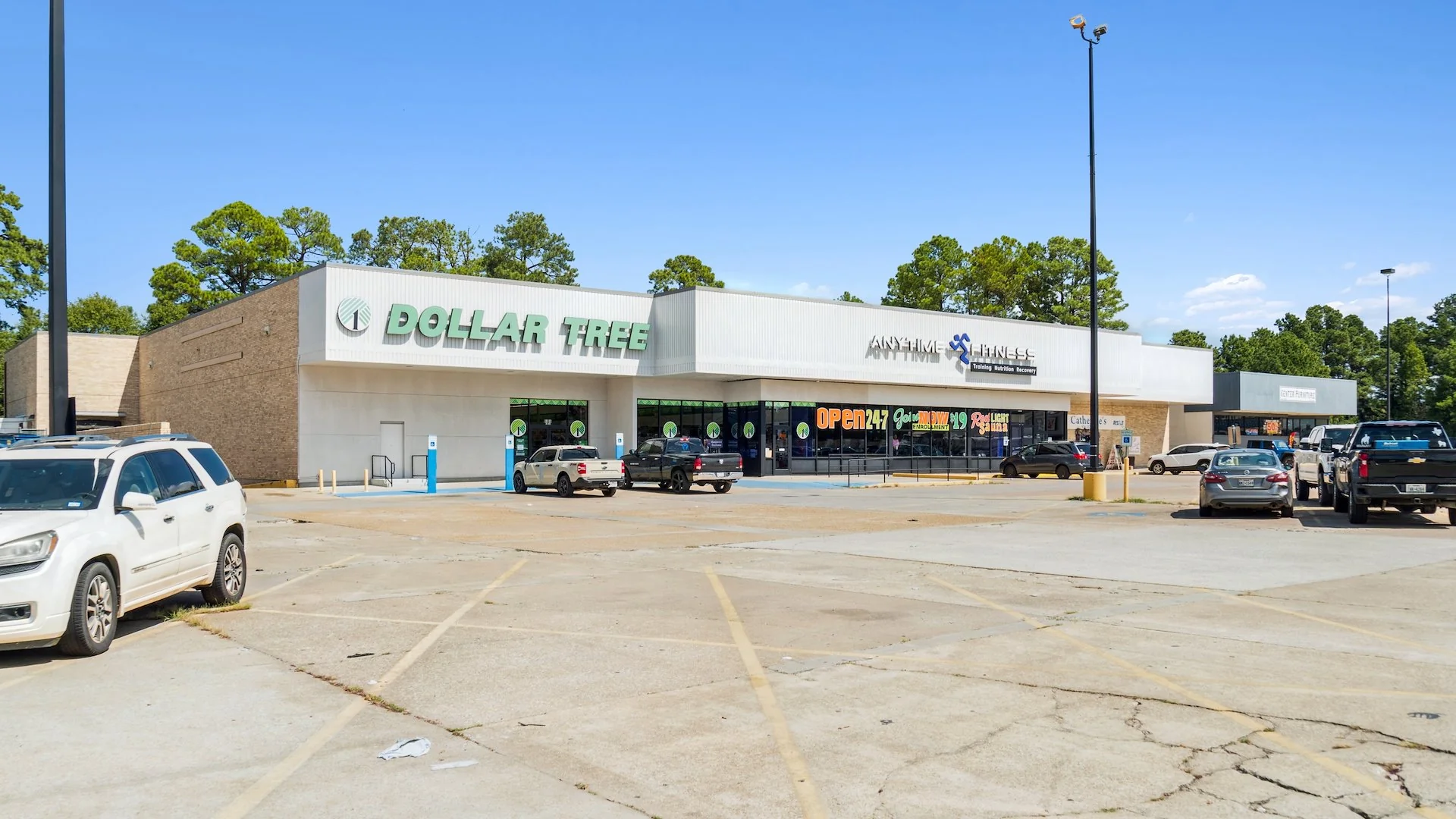 Dollar Tree Center — Sale in Center, TX, photo 3 of 5