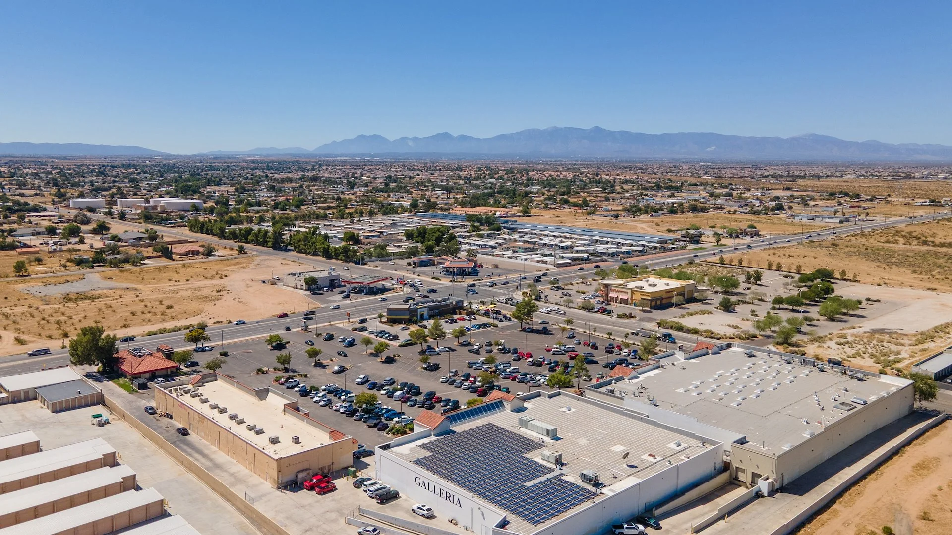 Cardenas Anchored Center — Sale in Victorville, CA, photo 2 of 3