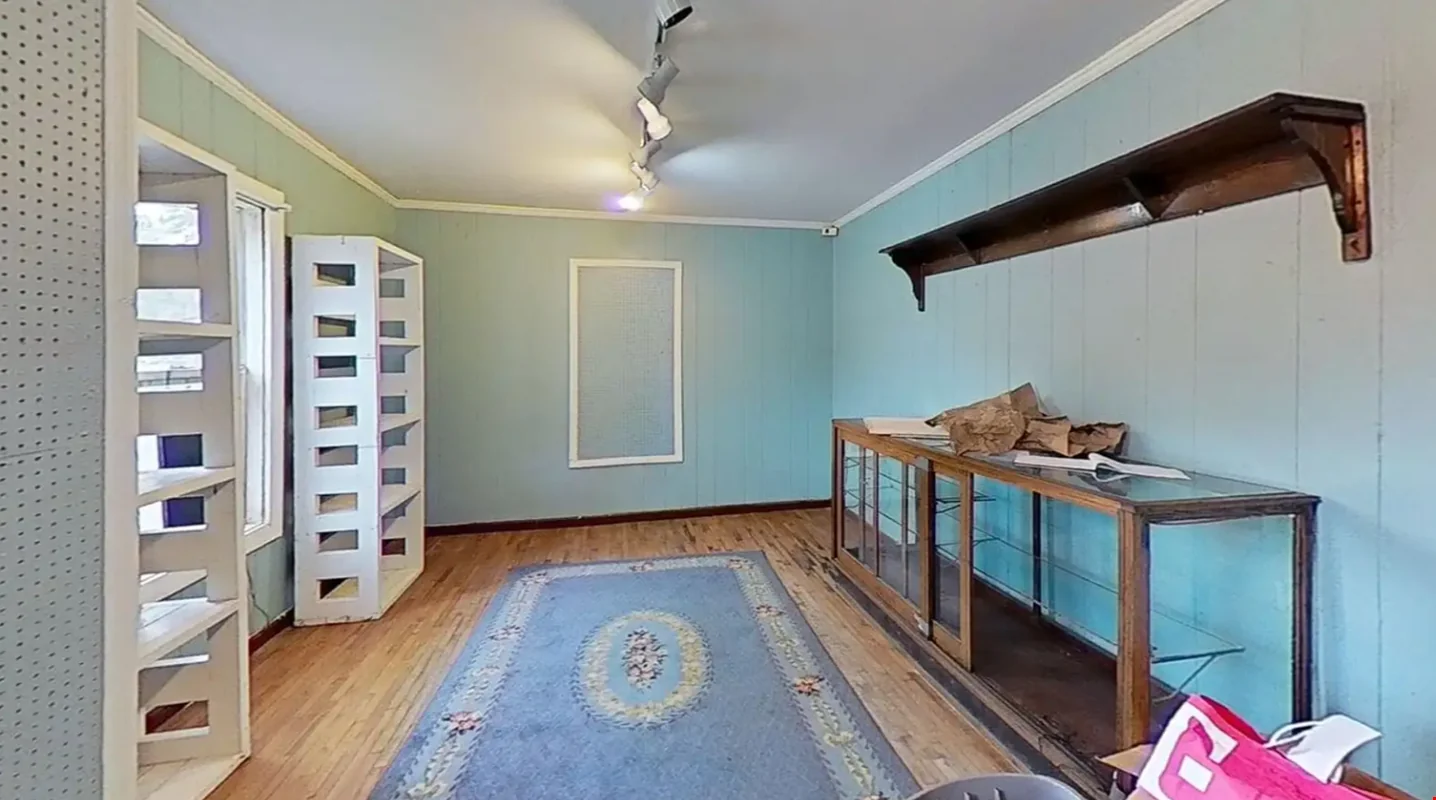207 N Main St - Mason — Sale in Mason, MI, photo 4 of 8