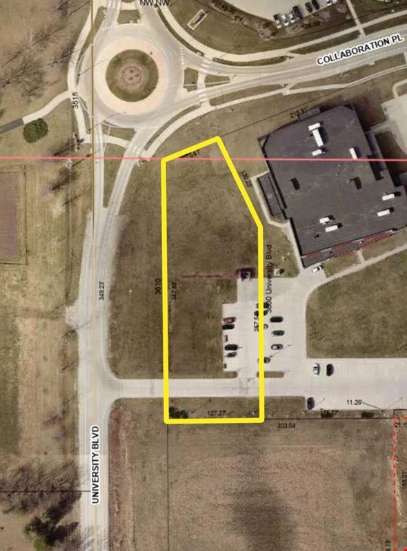 3610 University Blvd — Sale in Ames, IA, photo 3 of 8