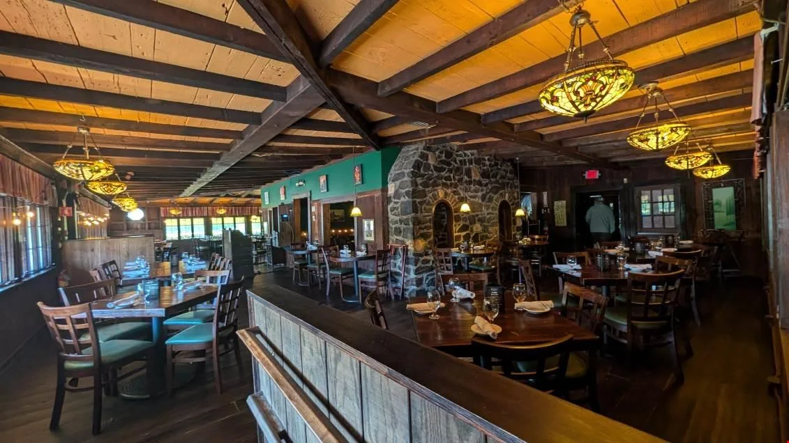 Gia Ristorante Italiano — Established Italian… — Sale in Uxbridge, MA, photo 6 of 8