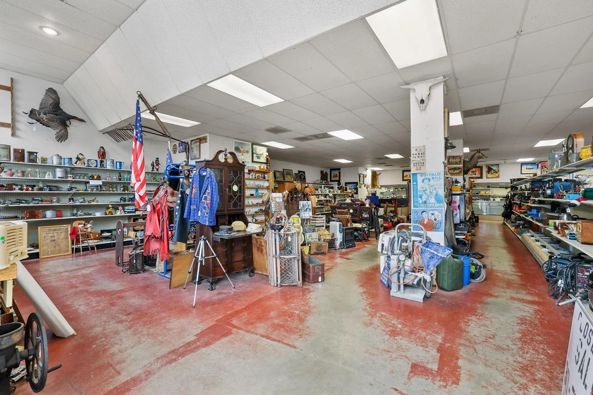 Downtown Sherman Mixed Use 5000 sf + Private Parking… — Sale in Sherman, TX, photo 6 of 8