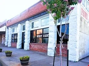 Downtown Sherman Mixed Use 5000 sf + Private Parking… — Sale in Sherman, TX, photo 8 of 8
