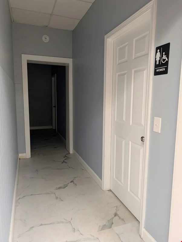 204 N Fairmont Ave Rear Suite - Crescent Center 1260 SF — Lease in Morristown, TN, photo 7 of 8
