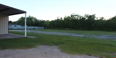 2510 W Cedar Bayou — Sale in Baytown, TX, photo 8 of 8