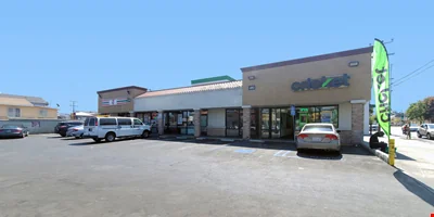 Signalized Corner Shopping Center — Sale in Los Angeles, CA, photo 2 of 4