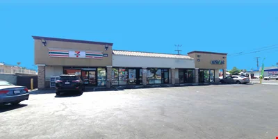Signalized Corner Shopping Center — Sale in Los Angeles, CA, photo 4 of 4