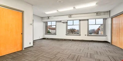 31 W Downer Pl, Suite 202, Aurora, IL 60506 — Lease in Aurora, IL, photo 3 of 5