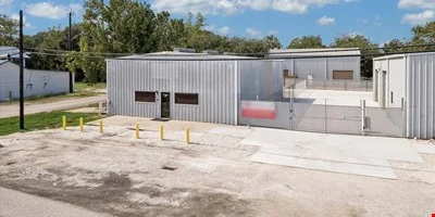 130 Grand Avenue Suite #100, Bacliff, TX 77518 — Lease in Bacliff, TX, photo 2 of 8