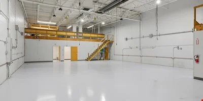 Industrial flex Space for Lease in Newburyport… — Lease in Newburyport, MA, photo 4 of 8