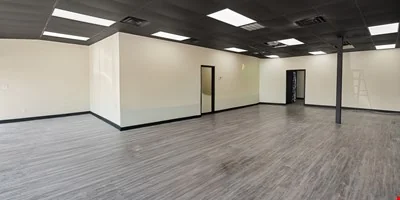 5206 82nd St. Suite #9. Lubbock, Tx — Lease in Lubbock, TX, photo 4 of 8