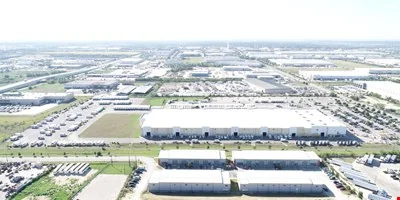 7637 FM 3009 (STE 703) — Lease in Schertz, TX, photo 1 of 8