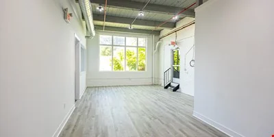 3251 Fox St Philadelphia, PA 19140 — Lease in Philadelphia, PA, photo 1 of 8