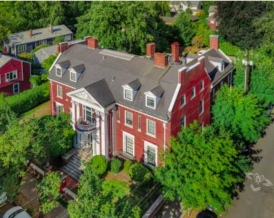 Abbott L. Mills House — Sale in Portland, OR, photo 3 of 8