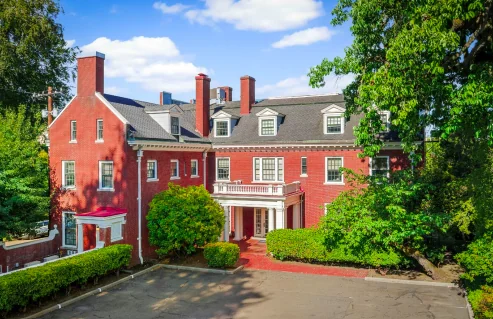 Abbott L. Mills House — Sale in Portland, OR, photo 4 of 8