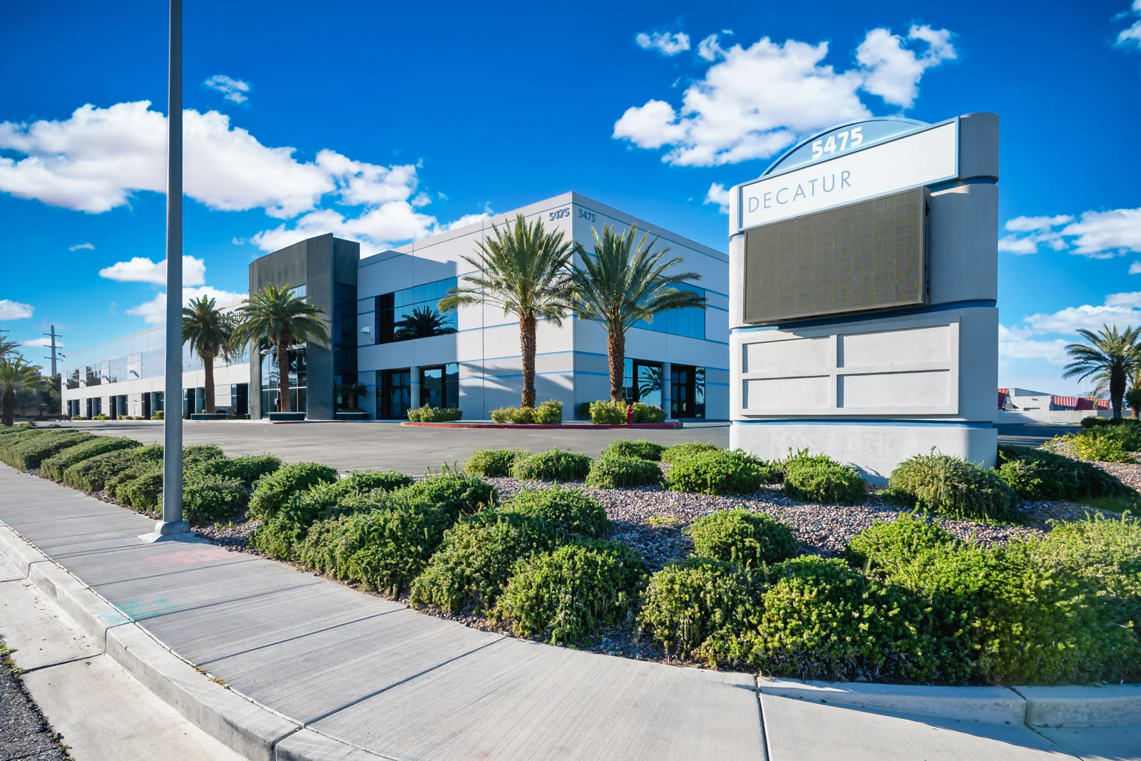 Decatur Business Center — Lease in Las Vegas, NV, photo 1 of 8