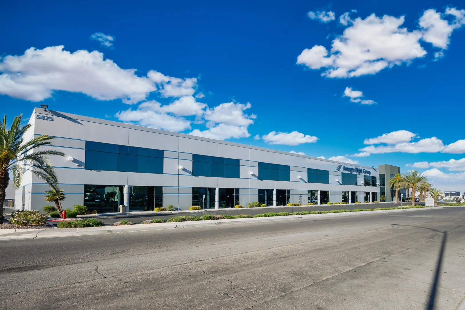 Decatur Business Center — Lease in Las Vegas, NV, photo 4 of 8