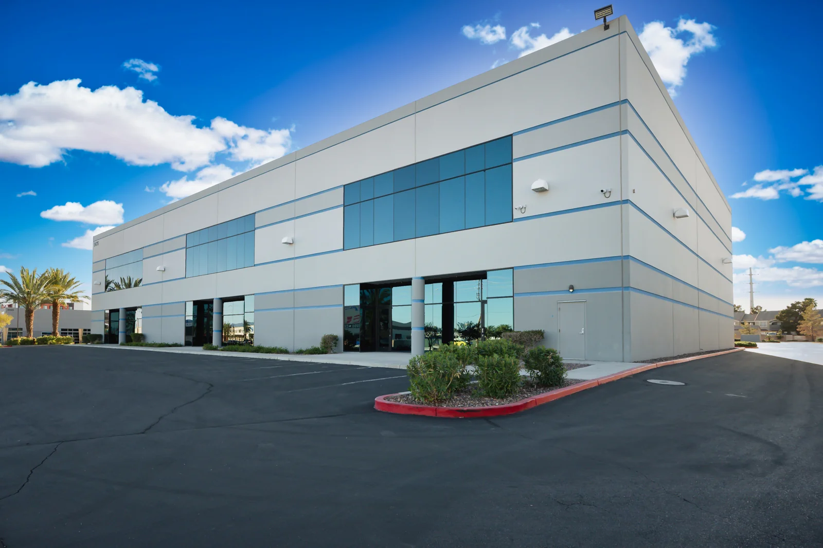 Decatur Business Center — Lease in Las Vegas, NV, photo 6 of 8