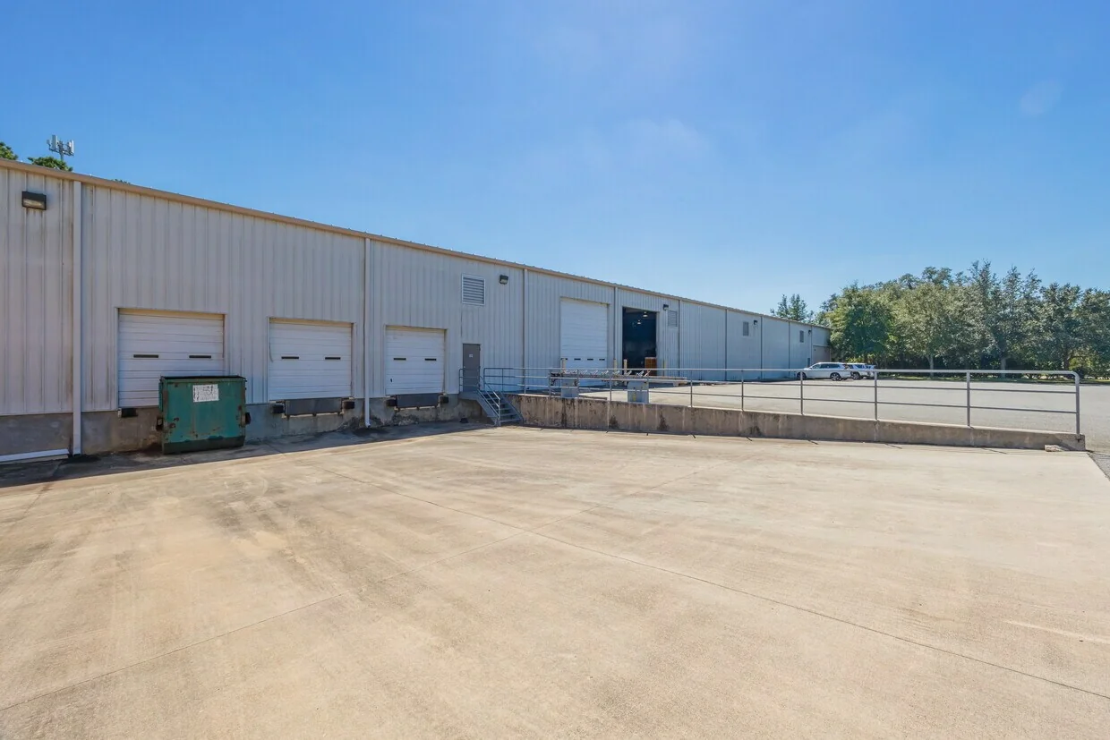 Industrial in Green Cove Springs, FL — Lease in Green Cove Springs, FL, photo 2 of 8