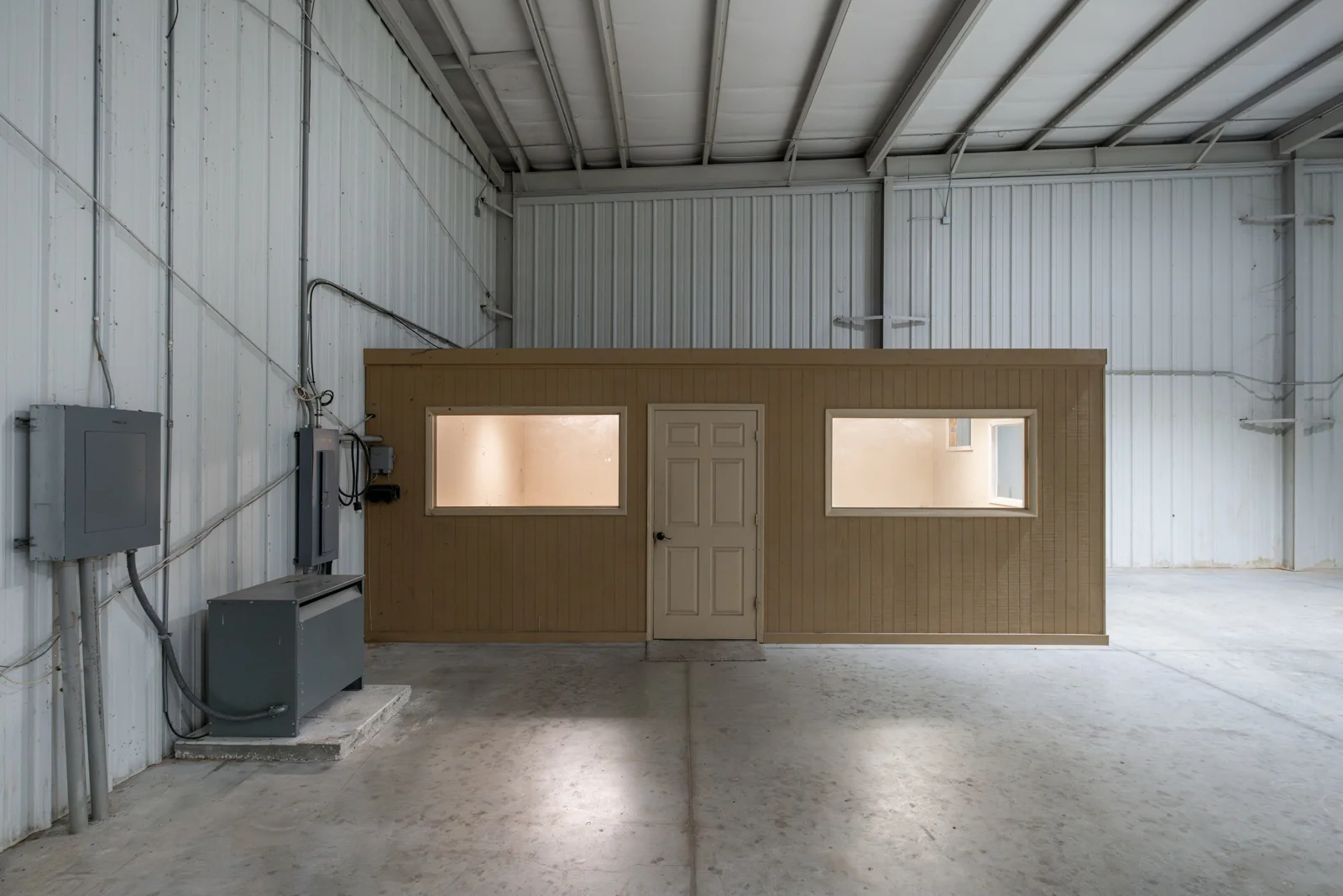Industrial in Green Cove Springs, FL — Lease in Green Cove Springs, FL, photo 6 of 8
