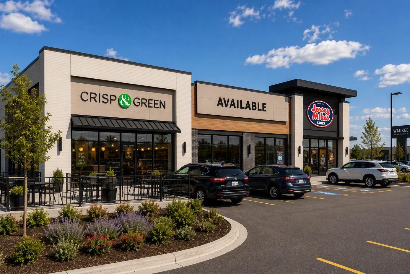 Retail in Waukee, IA — Lease in Waukee, IA, photo 2 of 8