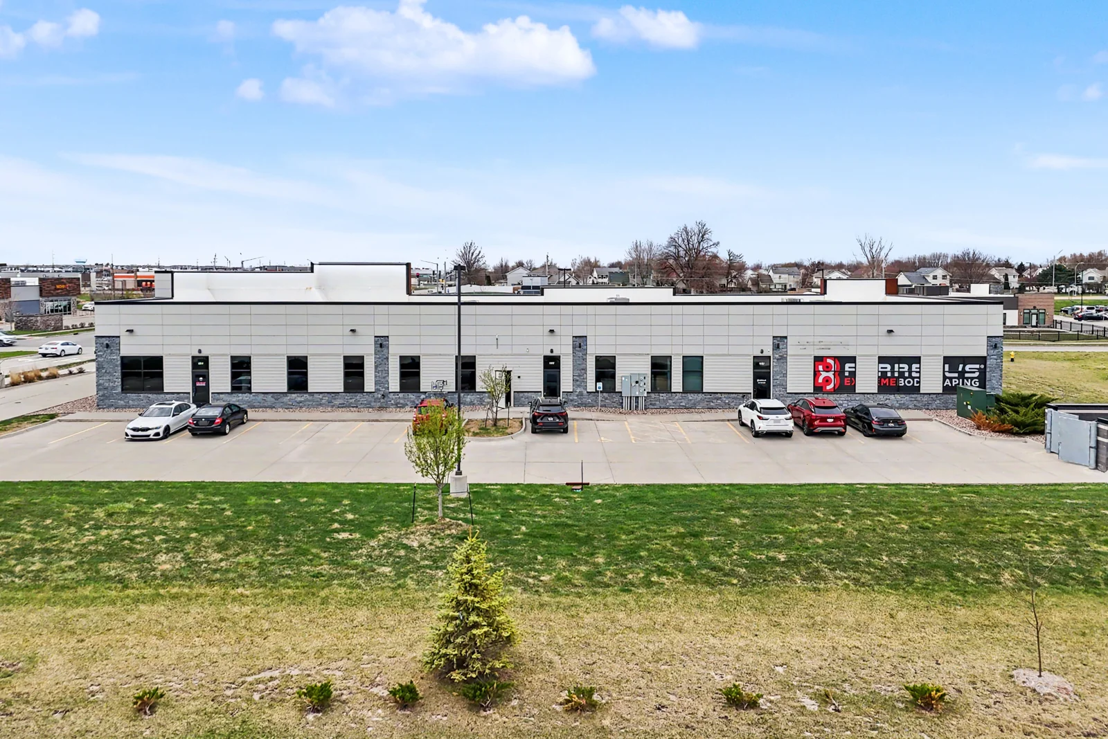 Retail in Waukee, IA — Lease in Waukee, IA, photo 7 of 8