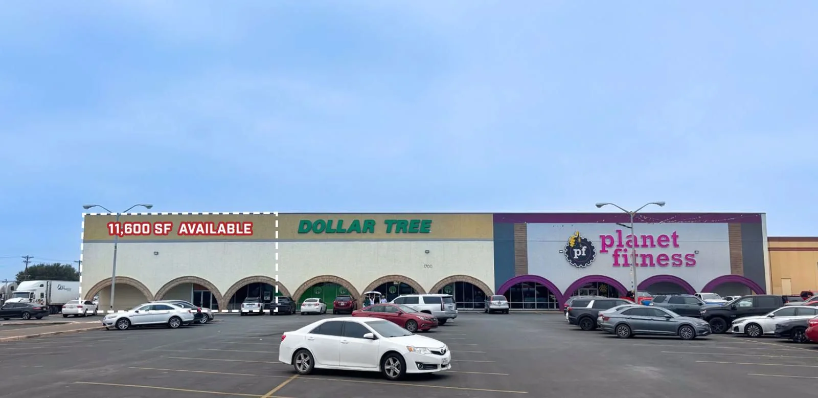 Retail in McAllen, TX — Lease in Mcallen, TX, photo 1 of 2
