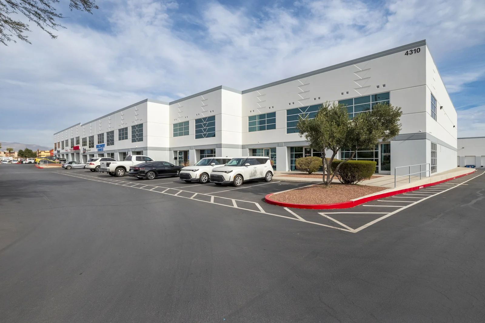 Craig Losee Business Park — Lease in North Las Vegas, NV, photo 2 of 4