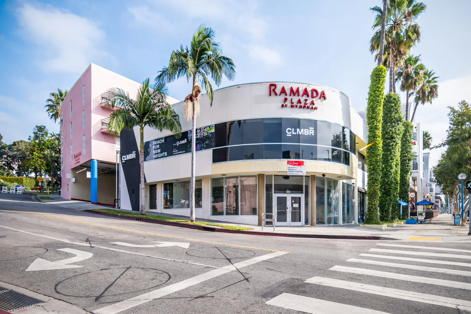 Retail in West Hollywood, CA — Lease in West Hollywood, CA, photo 1 of 1