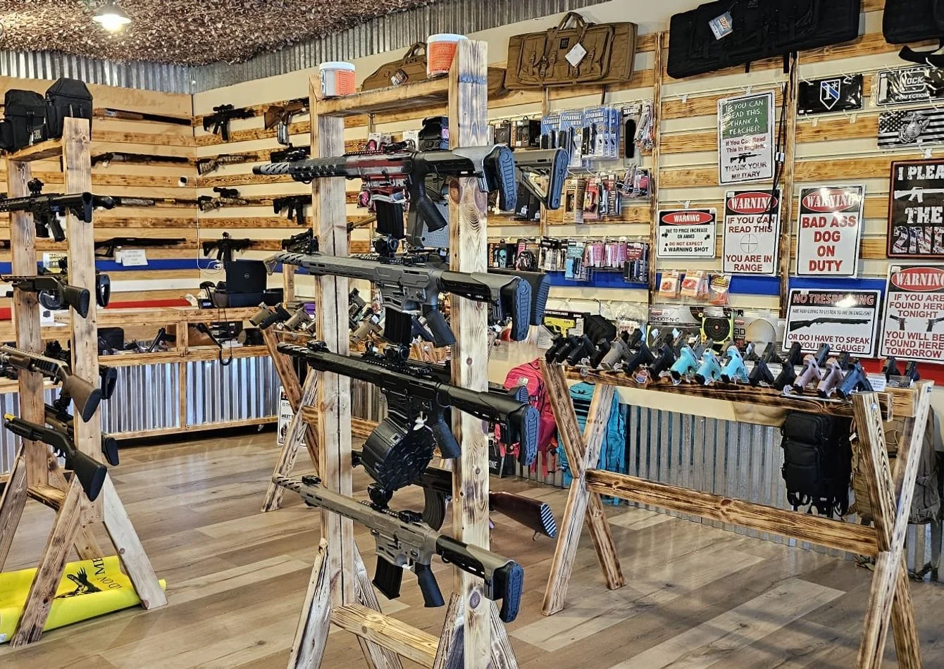 Outdoor Shooting Sports and Firearms Retailer,… — Sale in Englewood, FL, photo 1 of 1