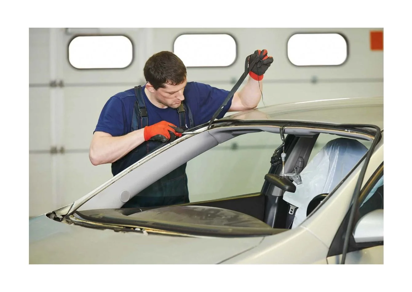 Well-Established Auto Glass Repair, Replacement and… — Sale in Northwest Oregon, OR, photo 1 of 1
