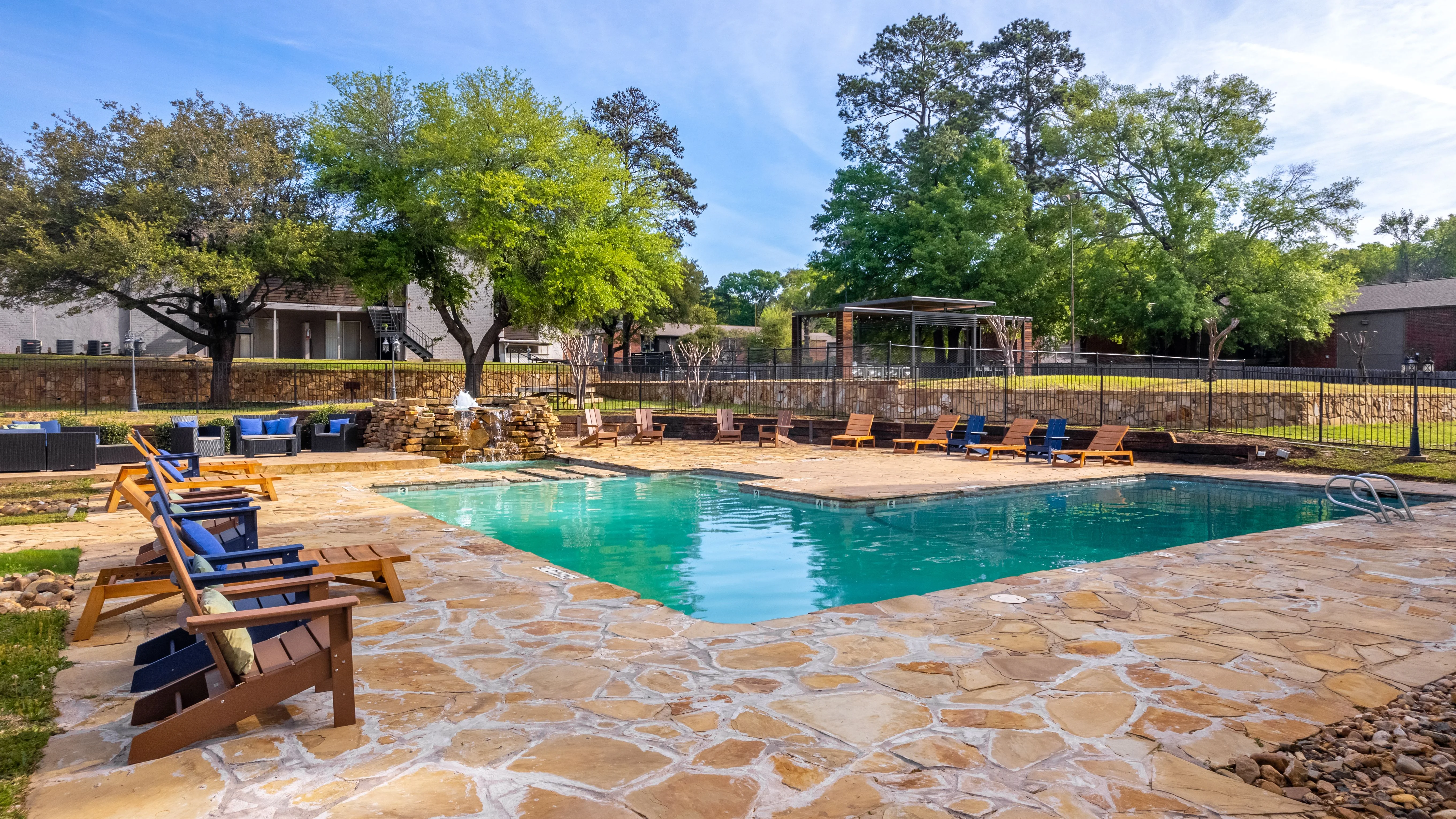 The Carson — Sale in Longview, TX, photo 1 of 8
