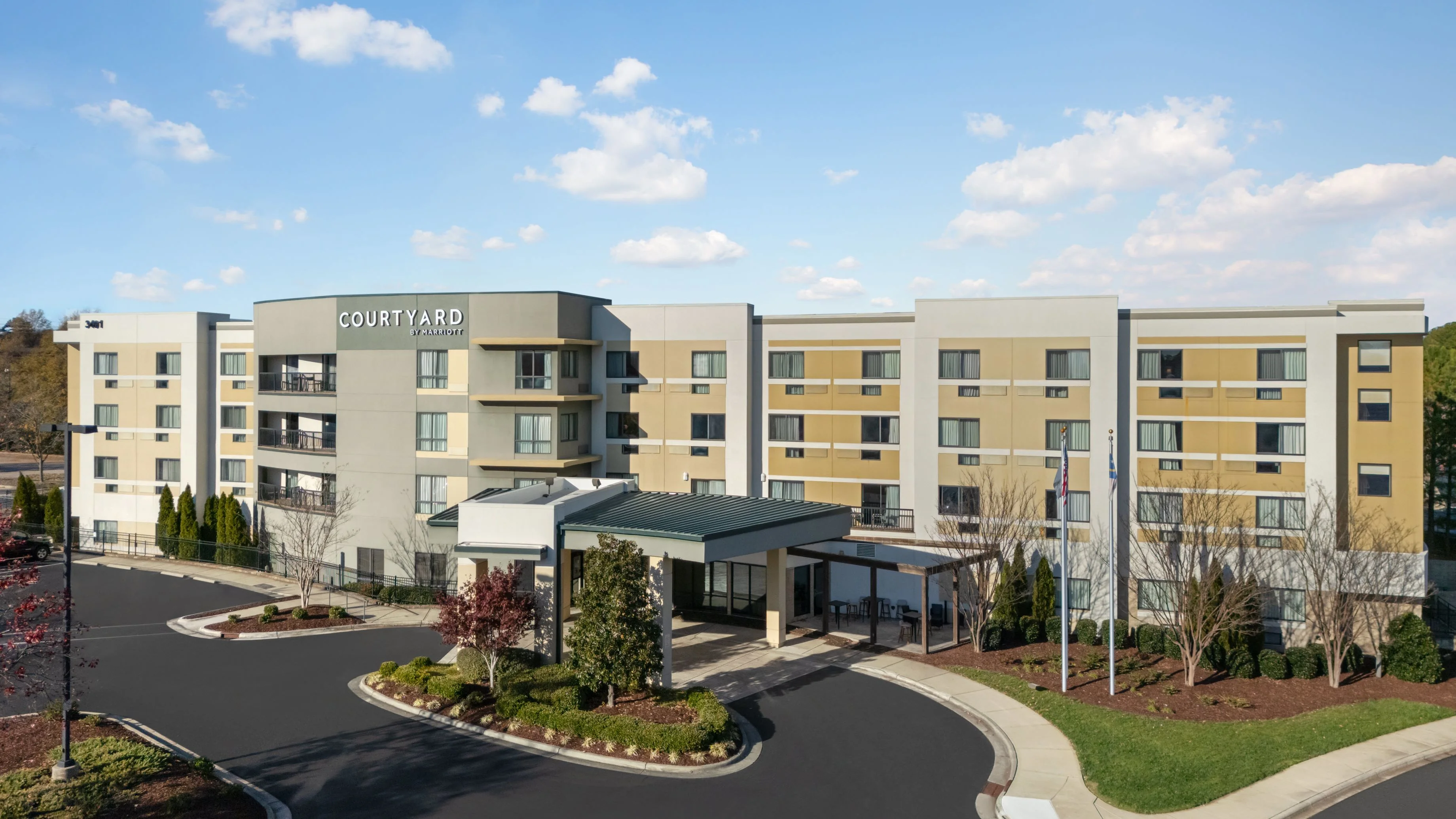Courtyard Raleigh North Triangle Town Center — Sale in Raleigh, NC, photo 1 of 8