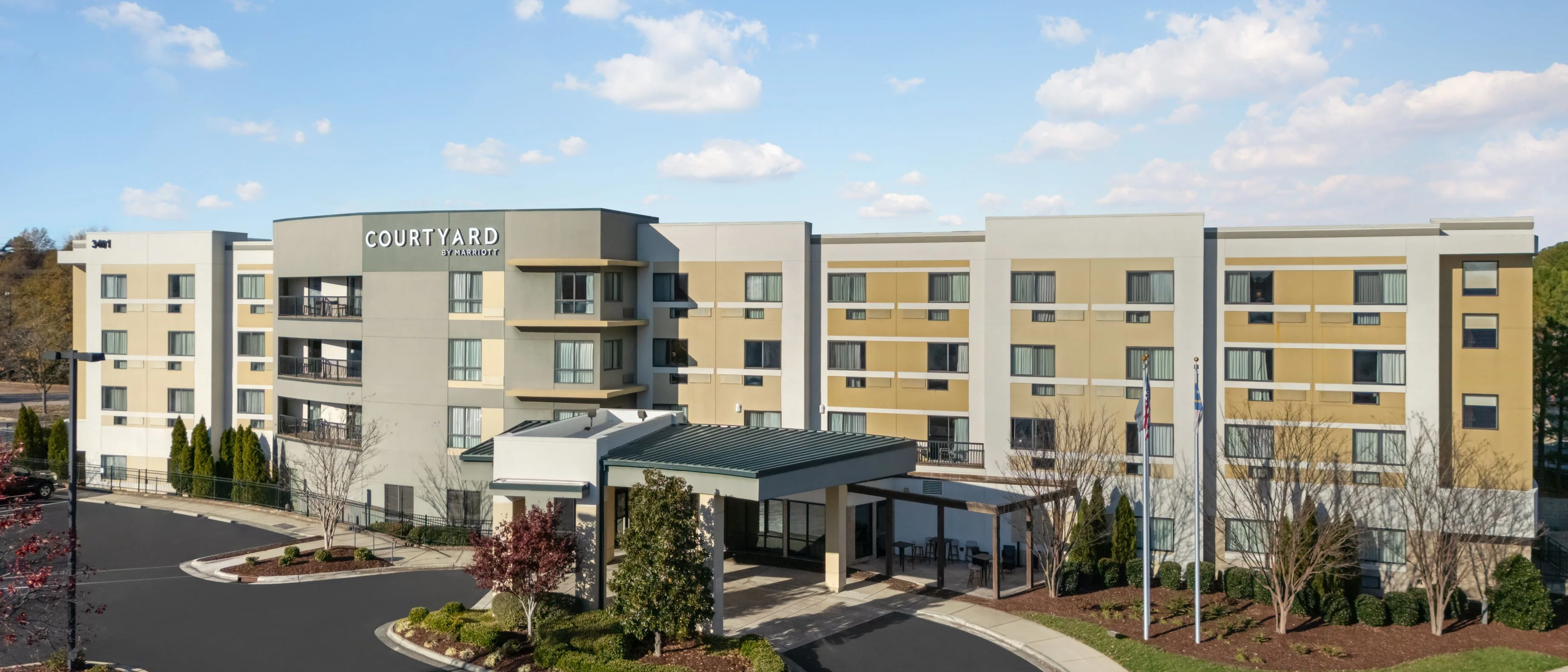 Courtyard Raleigh North Triangle Town Center — Sale in Raleigh, NC, photo 3 of 8
