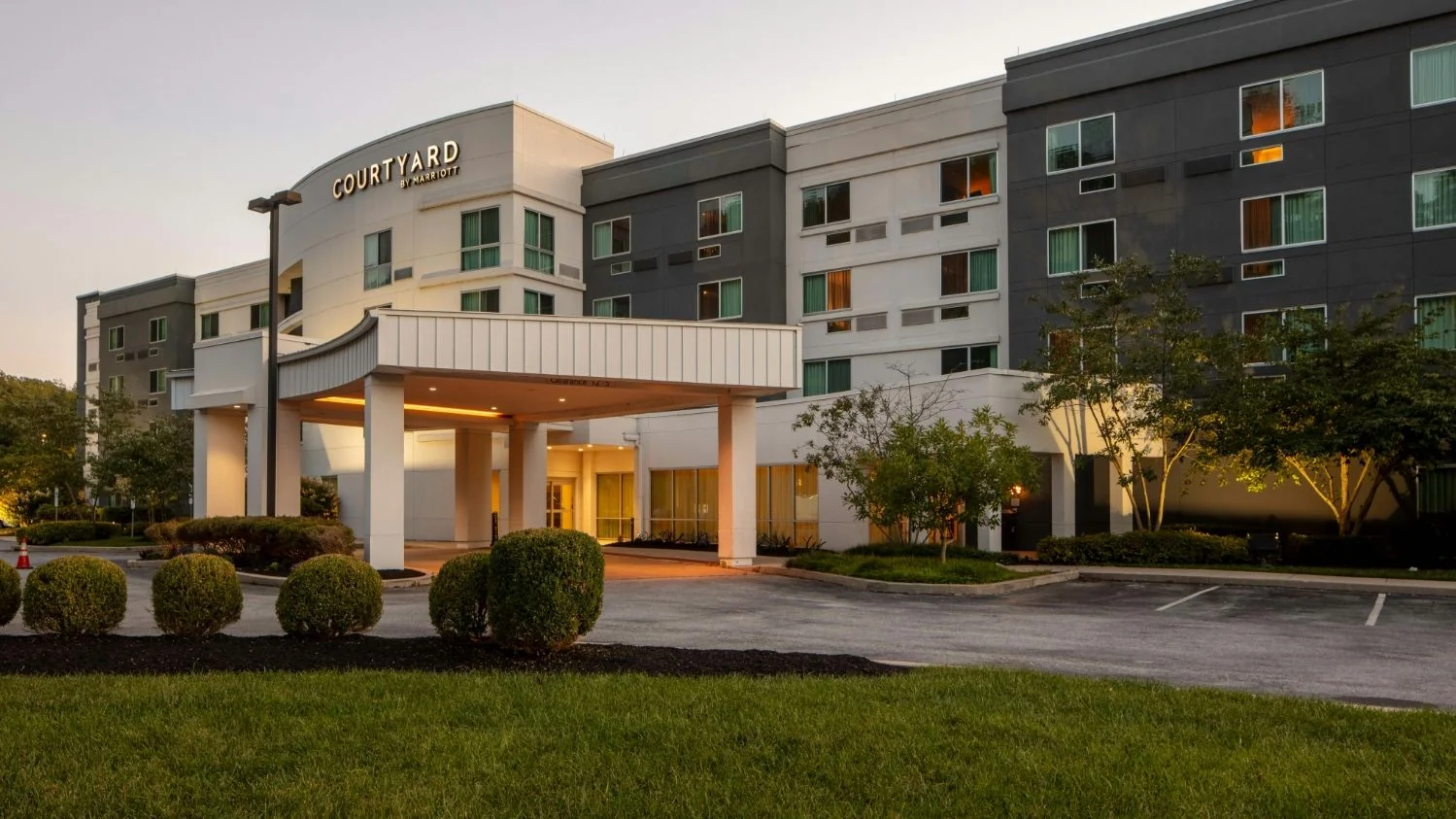 Courtyard by Marriott Philadelphia Coatesville Exton — Sale in Coatesville, PA, photo 1 of 8
