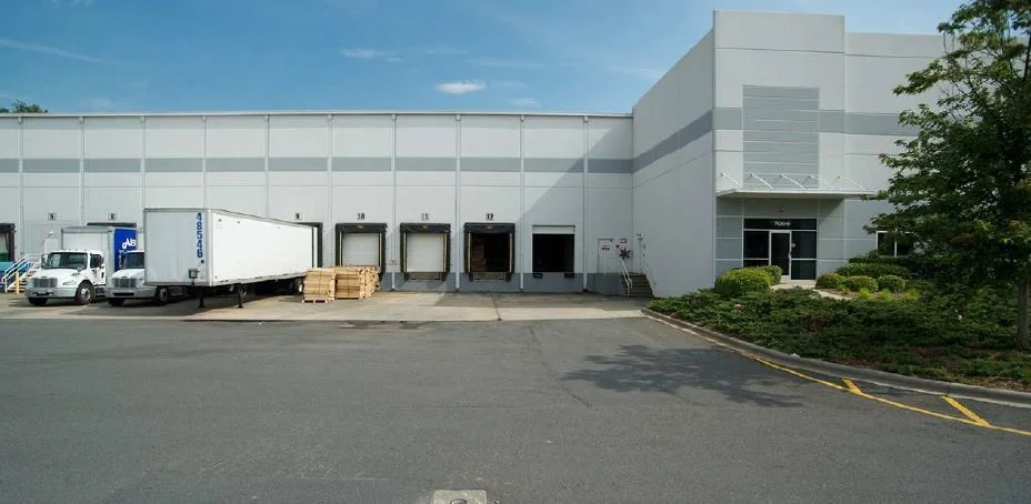 7600 Statesville Rd — Lease in Charlotte, NC, photo 2 of 8